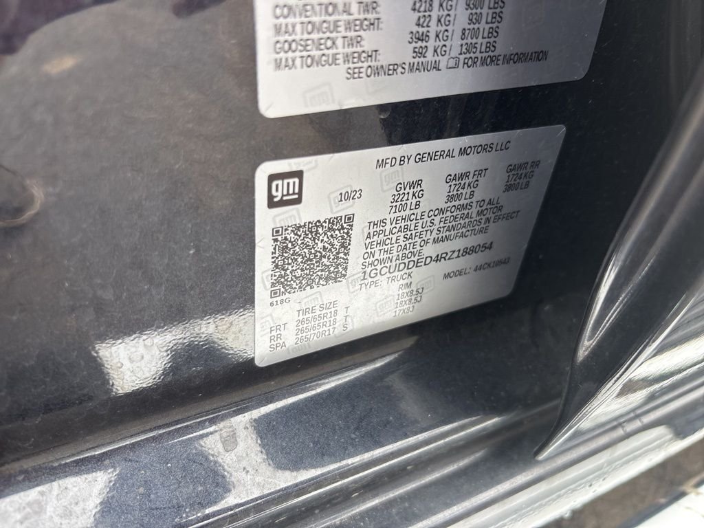 Used 2024 Gray Chevrolet LT image 10