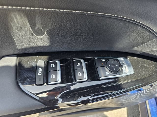 Used 2025 Yacht Blue Kia GT-Line image 18