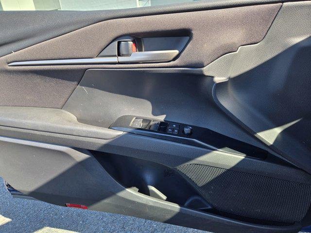 Certified Used 2025 RESERVOIR BLUE Toyota  image 26