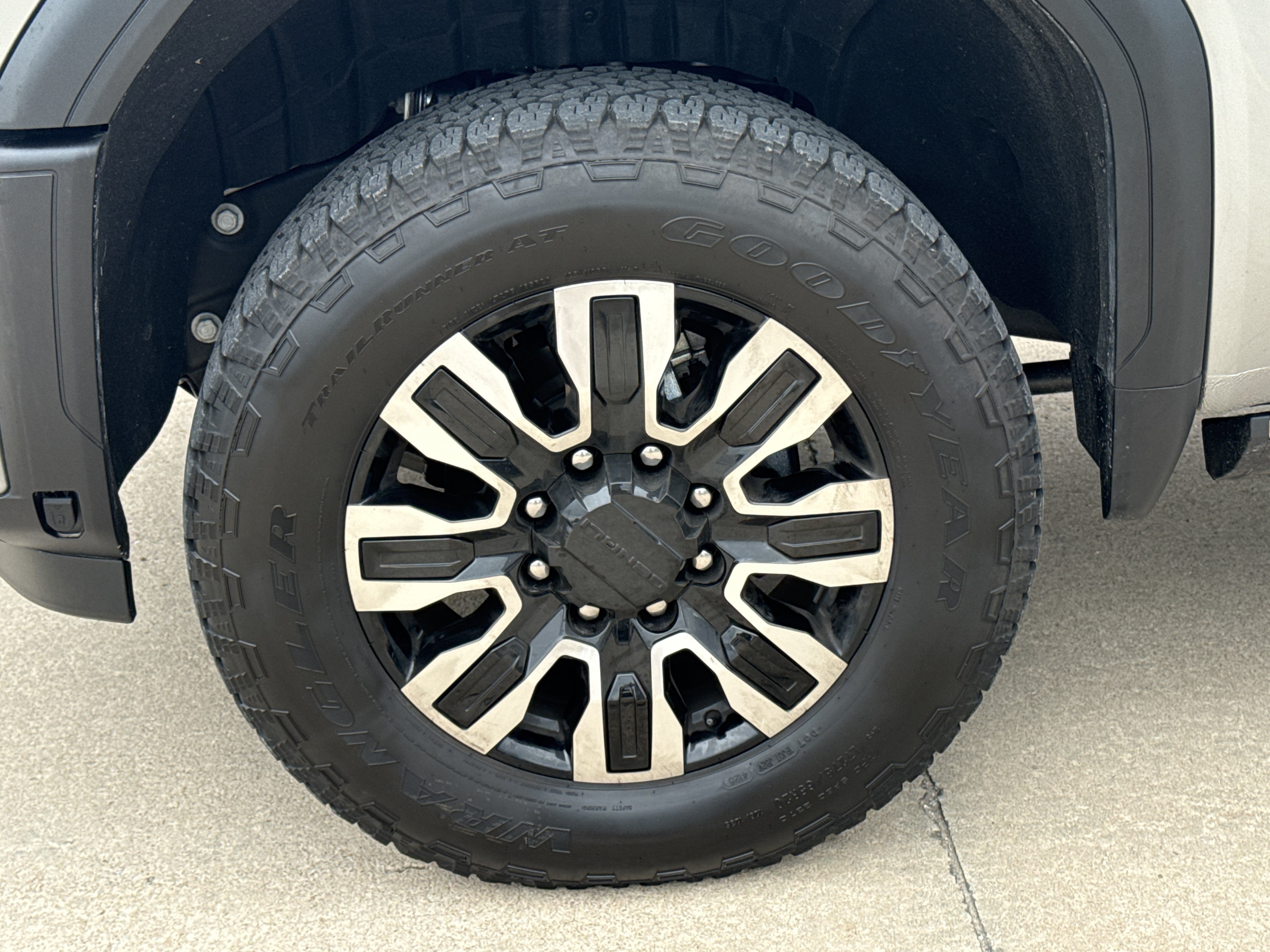 Used 2026 Sterling Metallic GMC Denali Ultimate image 16