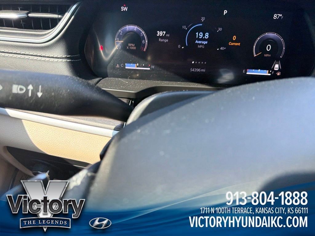 Used 2022 White Jeep Limited image 14