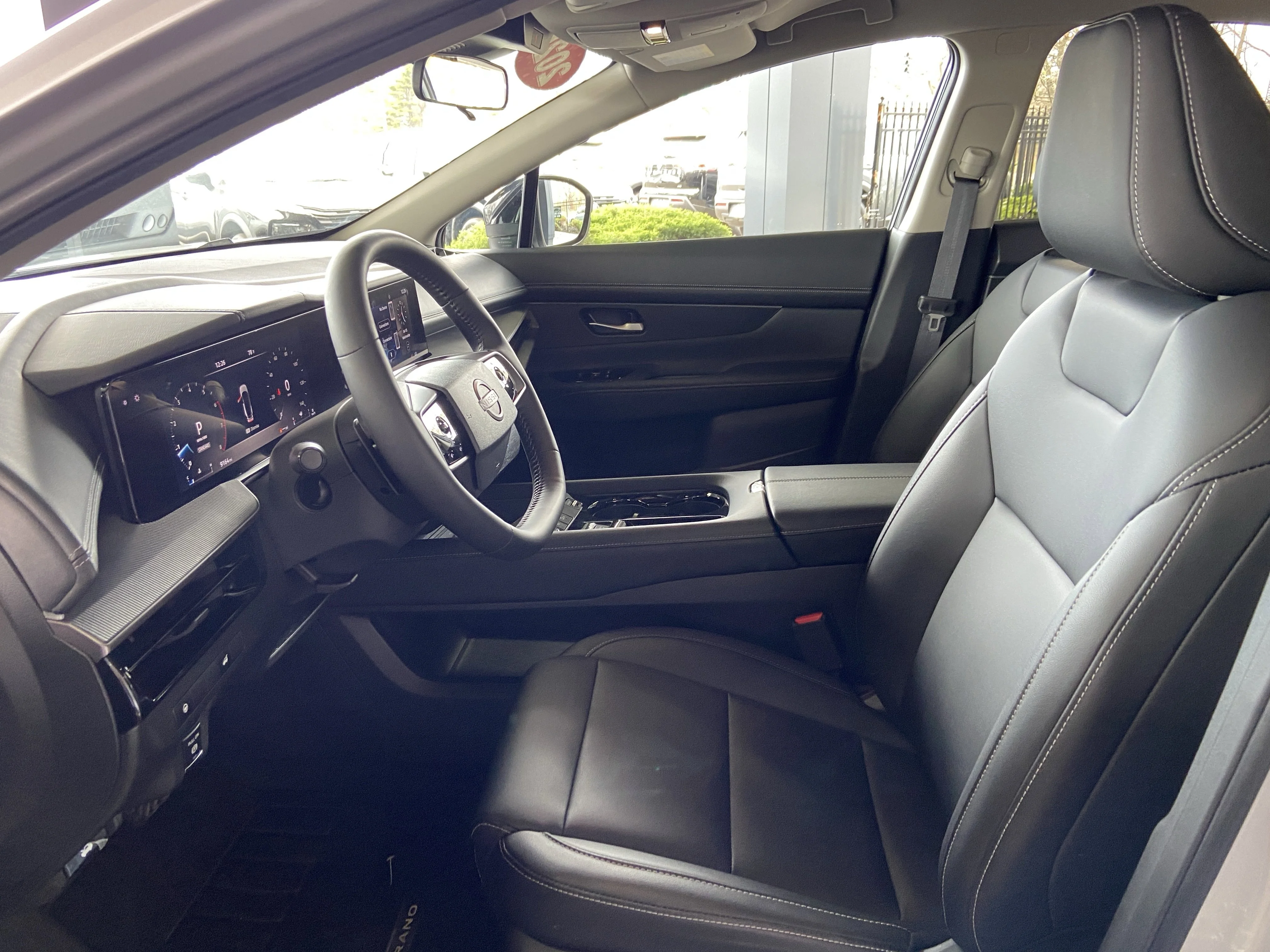 2025 Nissan Murano SV - Photo 23
