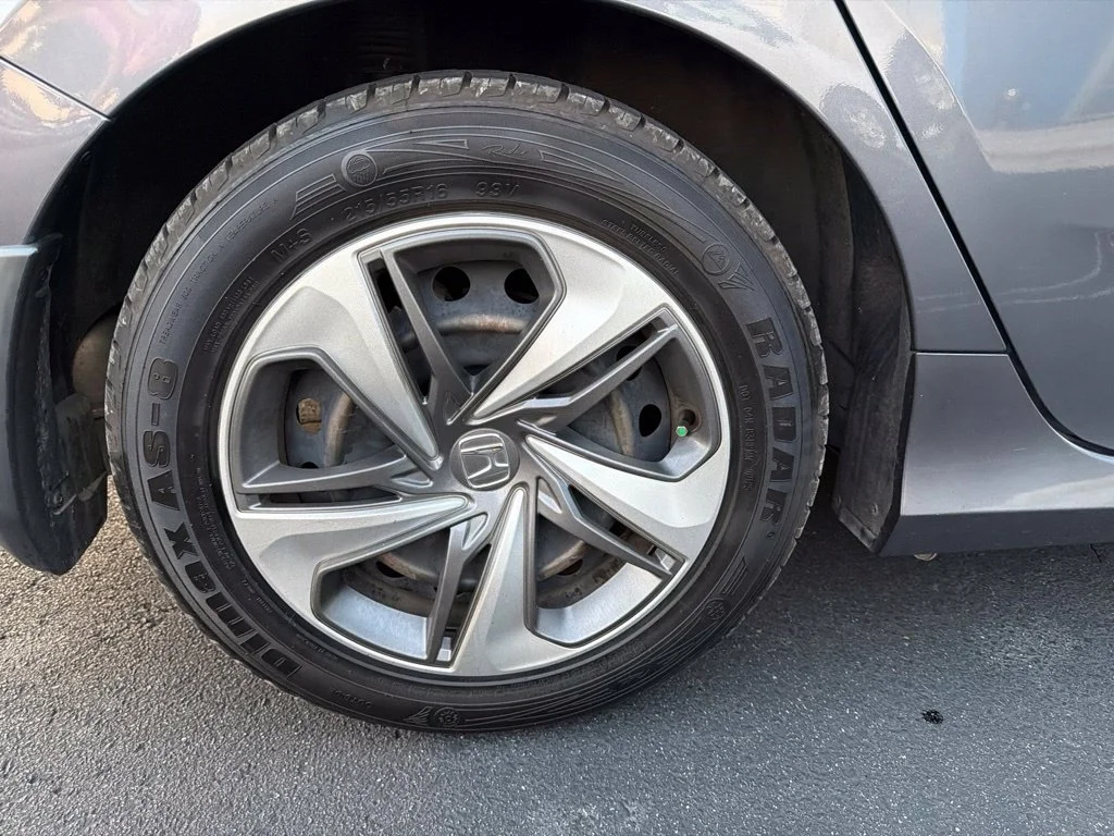 Used 2019 Gray Honda LX image 11