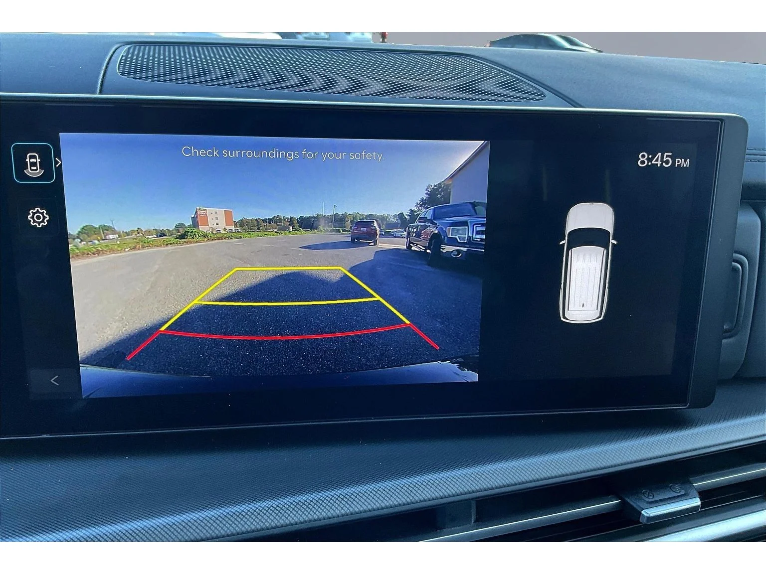 Used 2025 Black Hyundai SE image 14