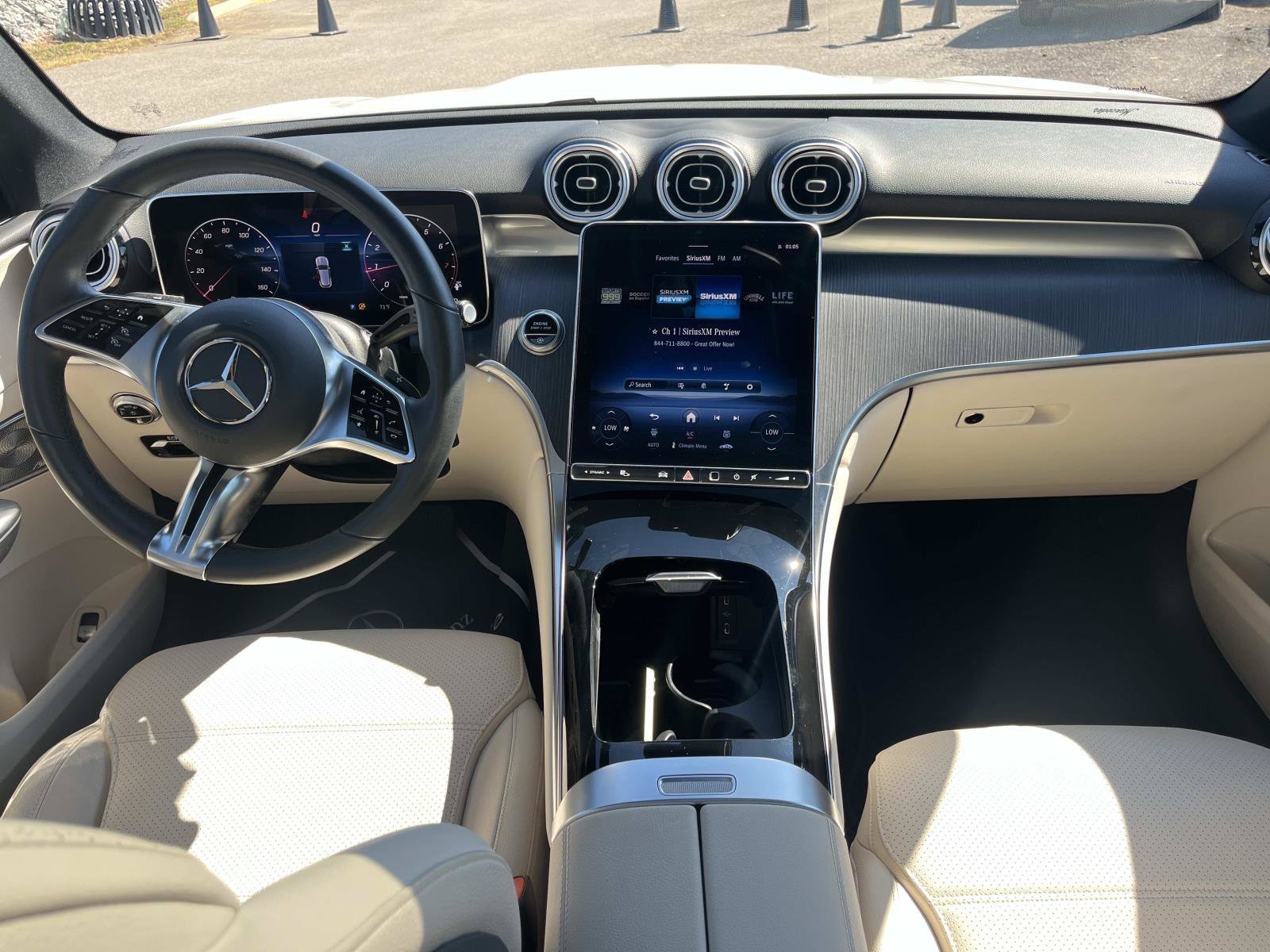 Used 2026 Polar White Mercedes-Benz GLC 300 image 16