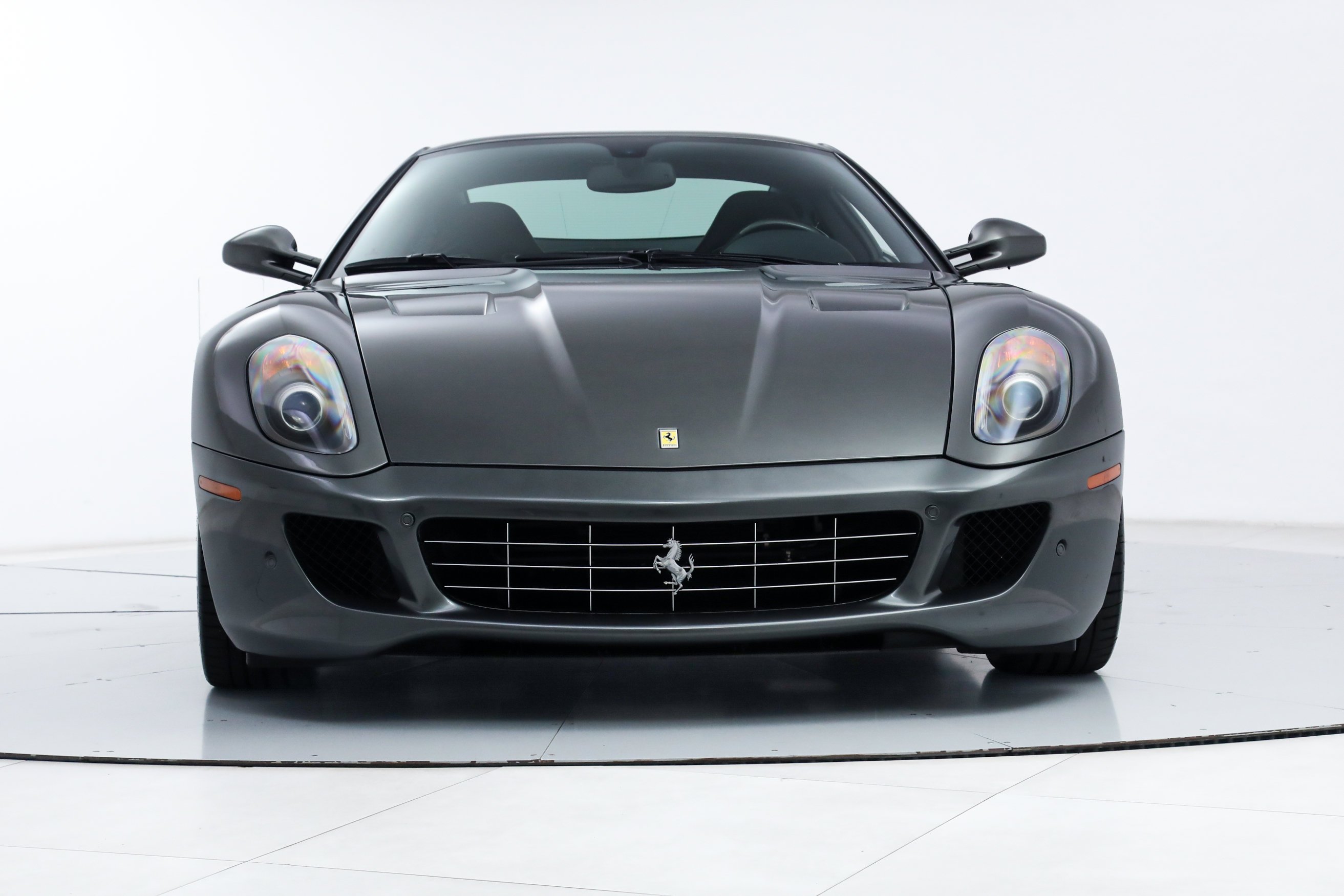 Used 2009 Gray Ferrari  image 11