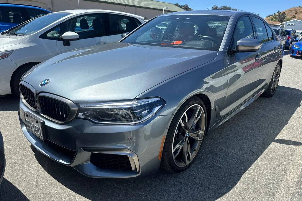Used 2020 Bluestone Metallic BMW M550i xDrive image 2