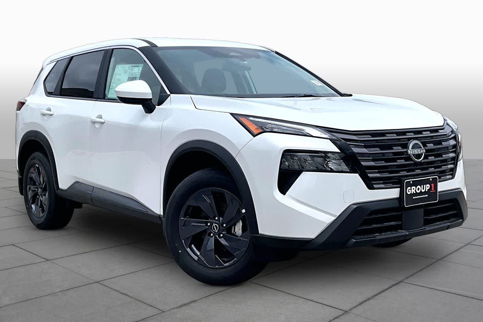 New 2026 Everest White Pearl TriCoat Nissan SV image 2