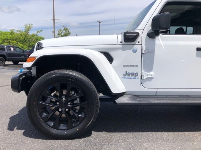 Used 2023 White Jeep Sahara 4xe image 37