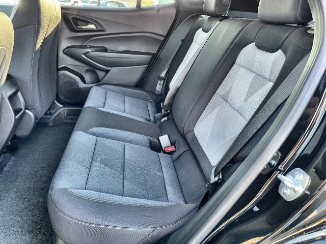 2026 Chevrolet Trax photo 32 of 41