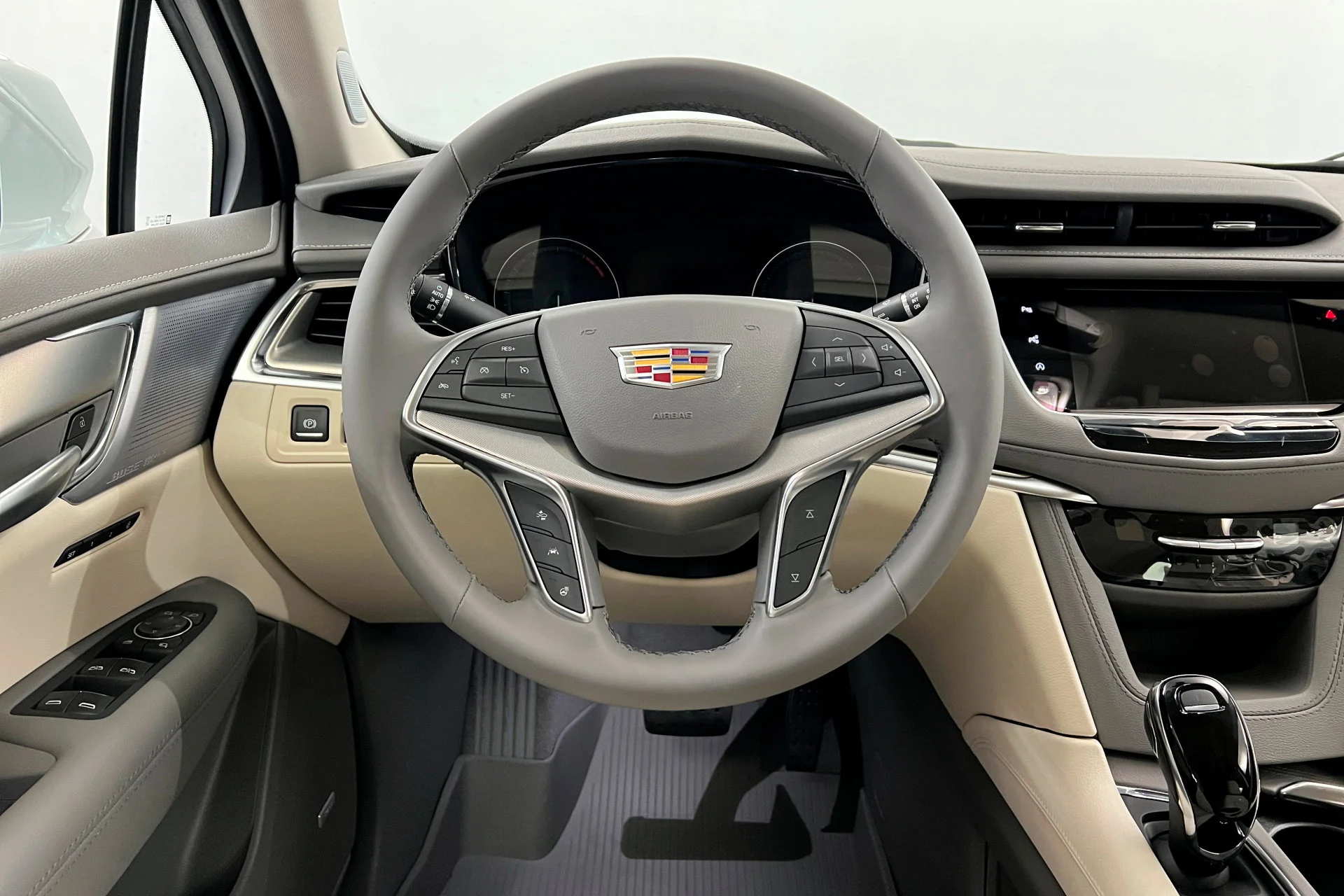 New 2026 Crystal White Tricoat Cadillac Premium Luxury image 12