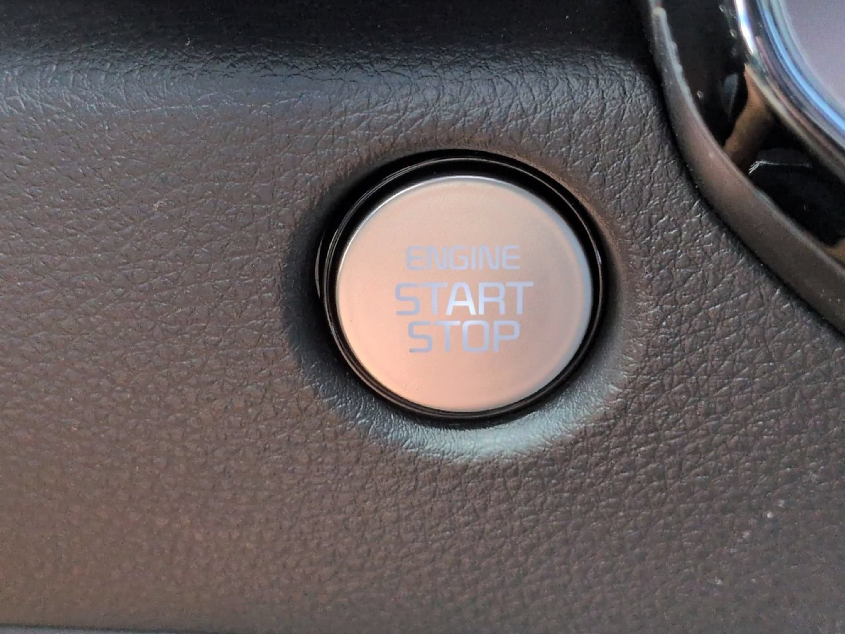 New 2027 Snow White Pearl Kia SX image 37