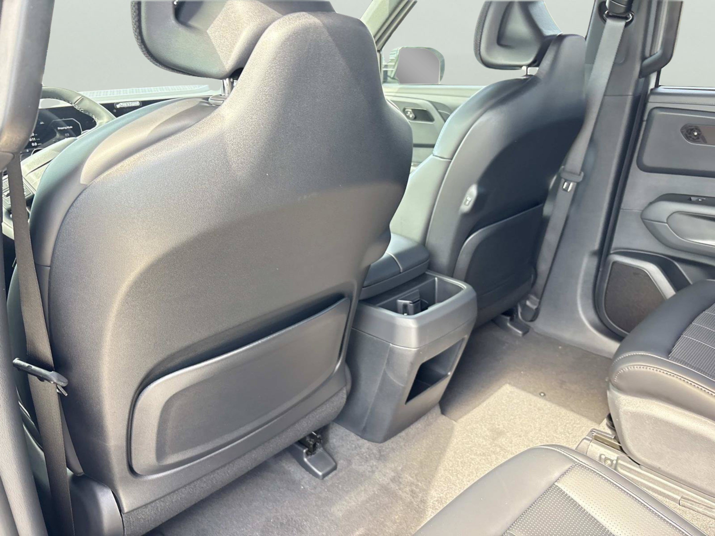 New 2027 Wolf Gray Kia X-Line SX image 14