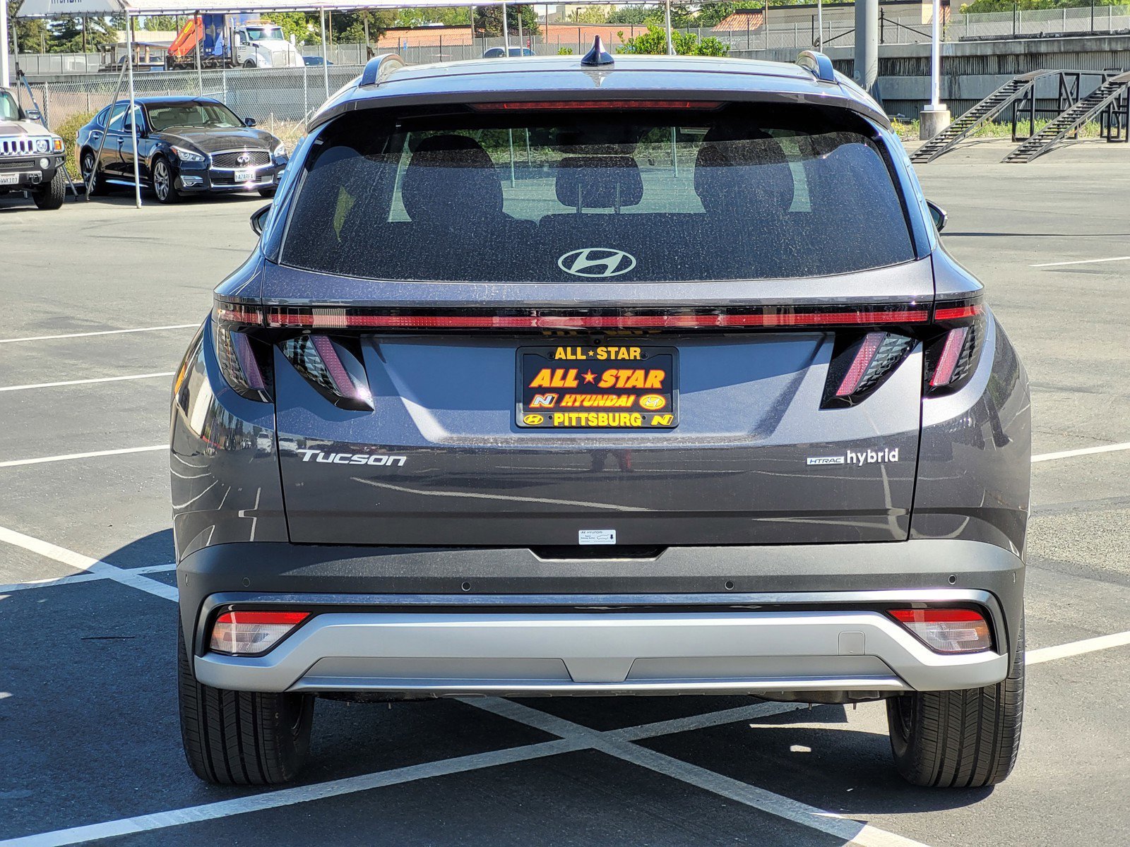2025 Hyundai Tucson Hybrid Limited photo 4