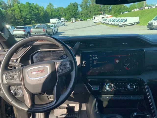 Used 2024 Black GMC AT4 image 27
