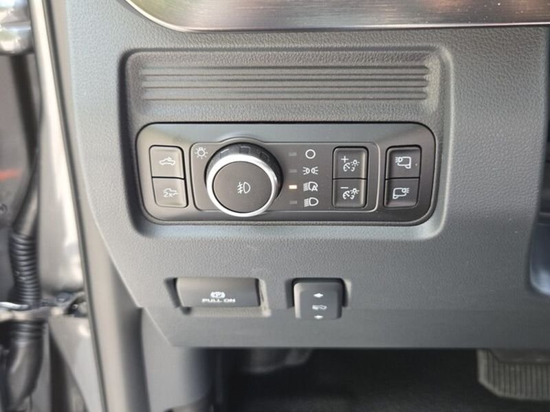 New 2026 Carbonized Gray Metallic Ford F-250® Lariat® image 27