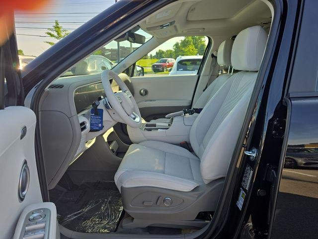 New 2026 Black Hyundai SEL Premium AWD image 11