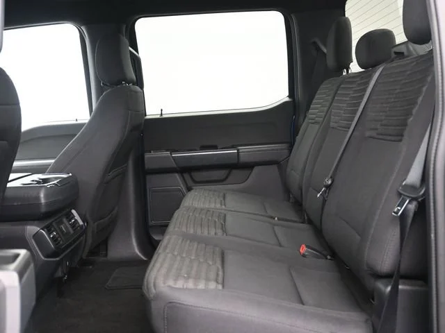 Used 2023 Atlas Blue Metallic Ford XL image 18