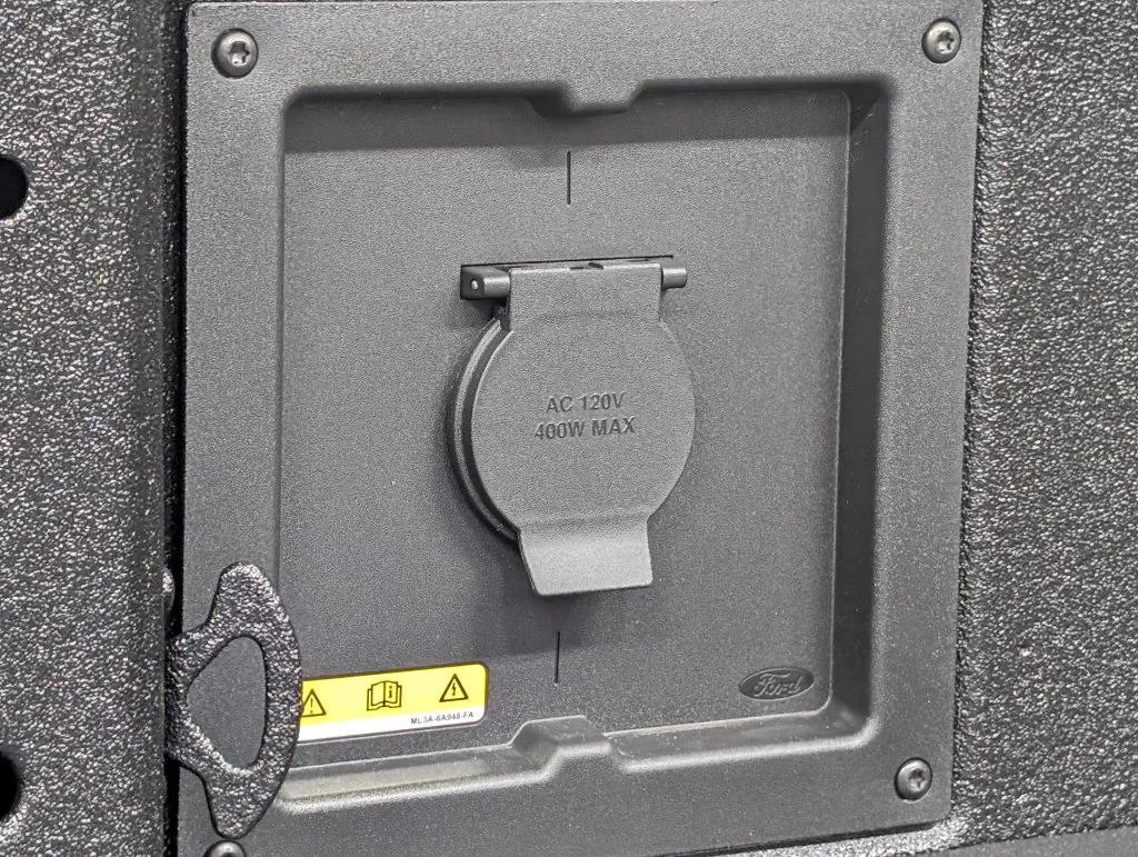 New 2026 Agate Black Metallic Ford XLT image 26