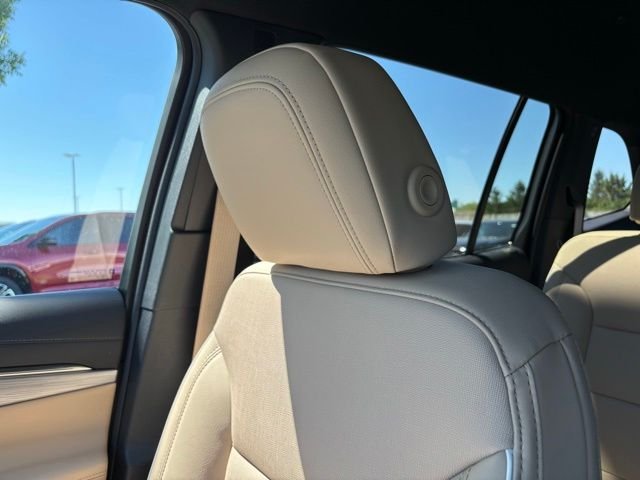 New 2026 Summit White Buick Preferred image 44