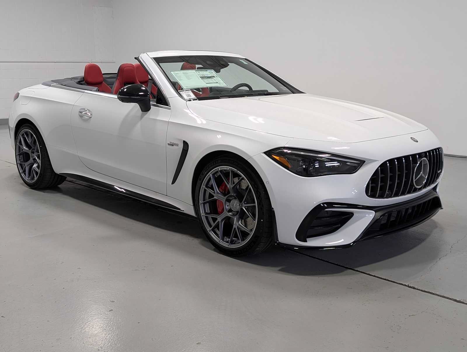 New 2026 MANUFAKTUR Moonlight White Metallic Mercedes-Benz AMG® CLE 53 4MATIC+ Cabriolet image 7