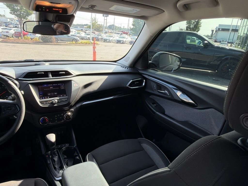 Used 2023 Black Chevrolet LT image 29