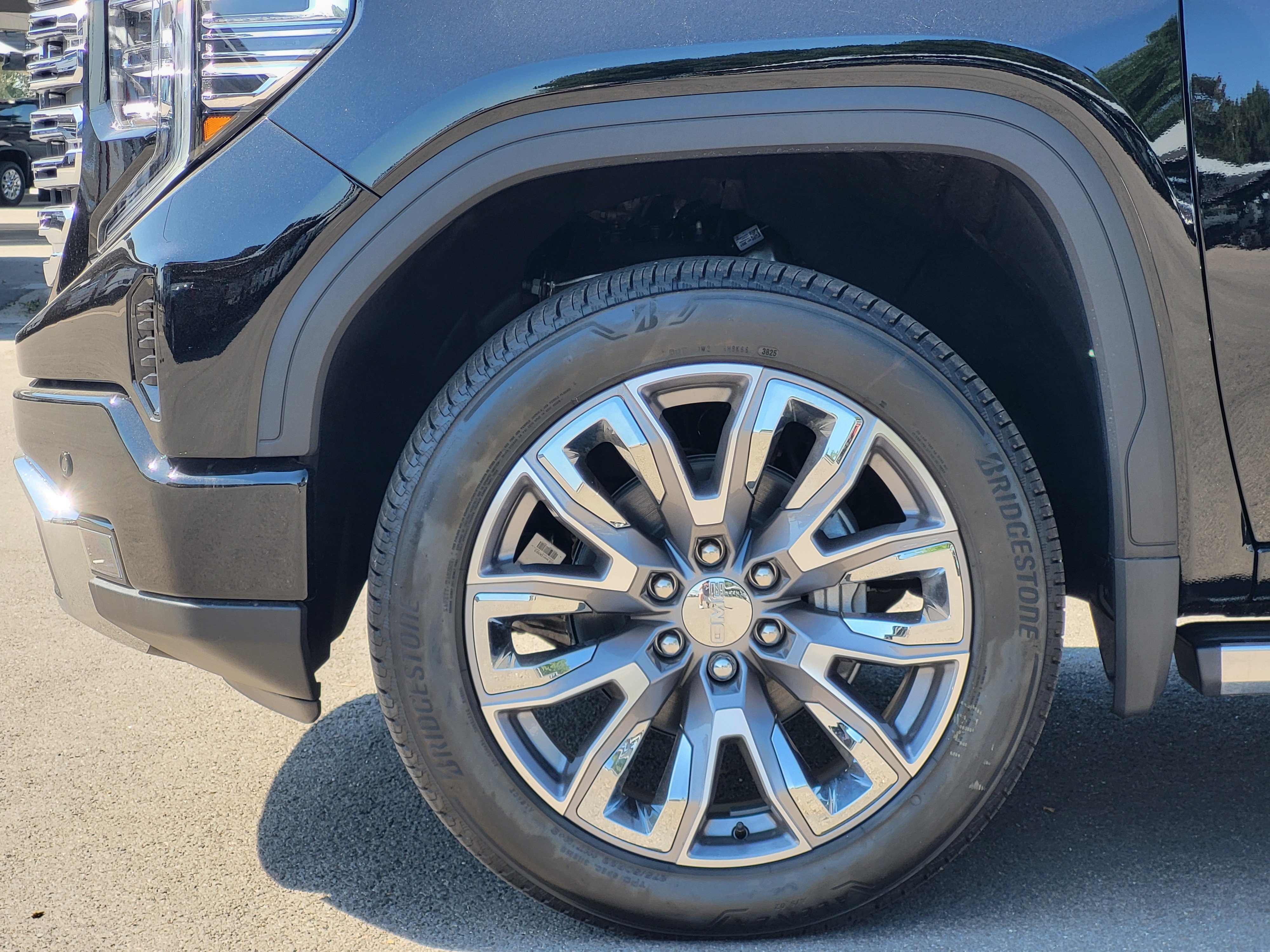 2026 GMC Sierra 1500 Denali - Photo 9