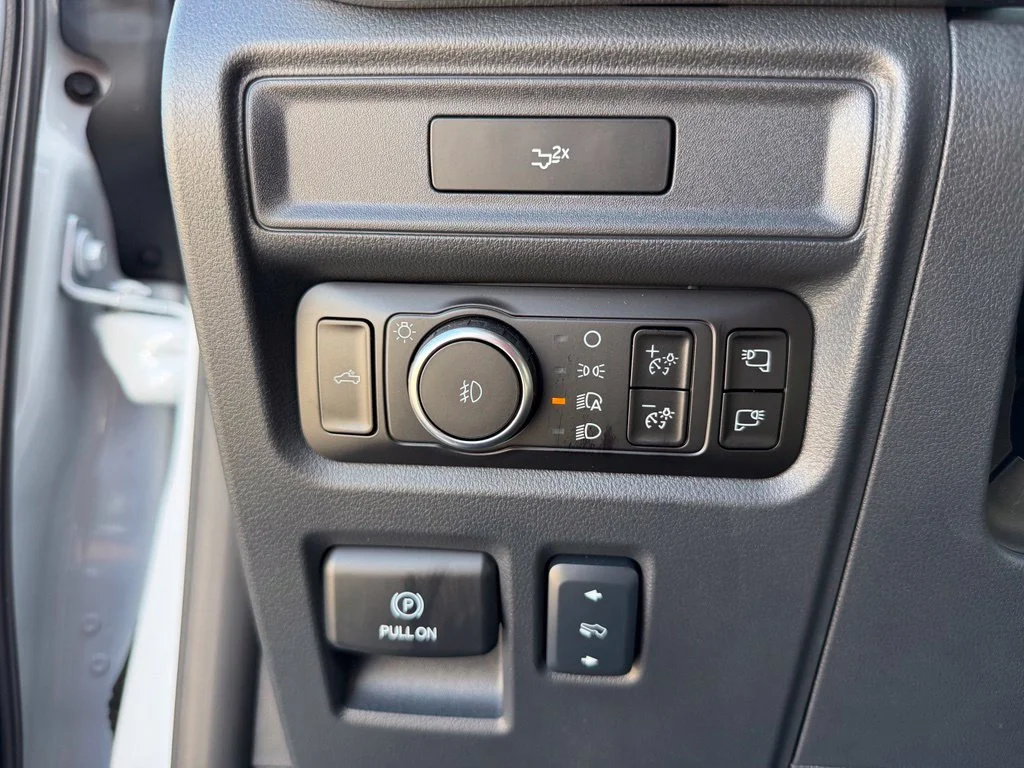 New 2026 White Ford Lariat image 23