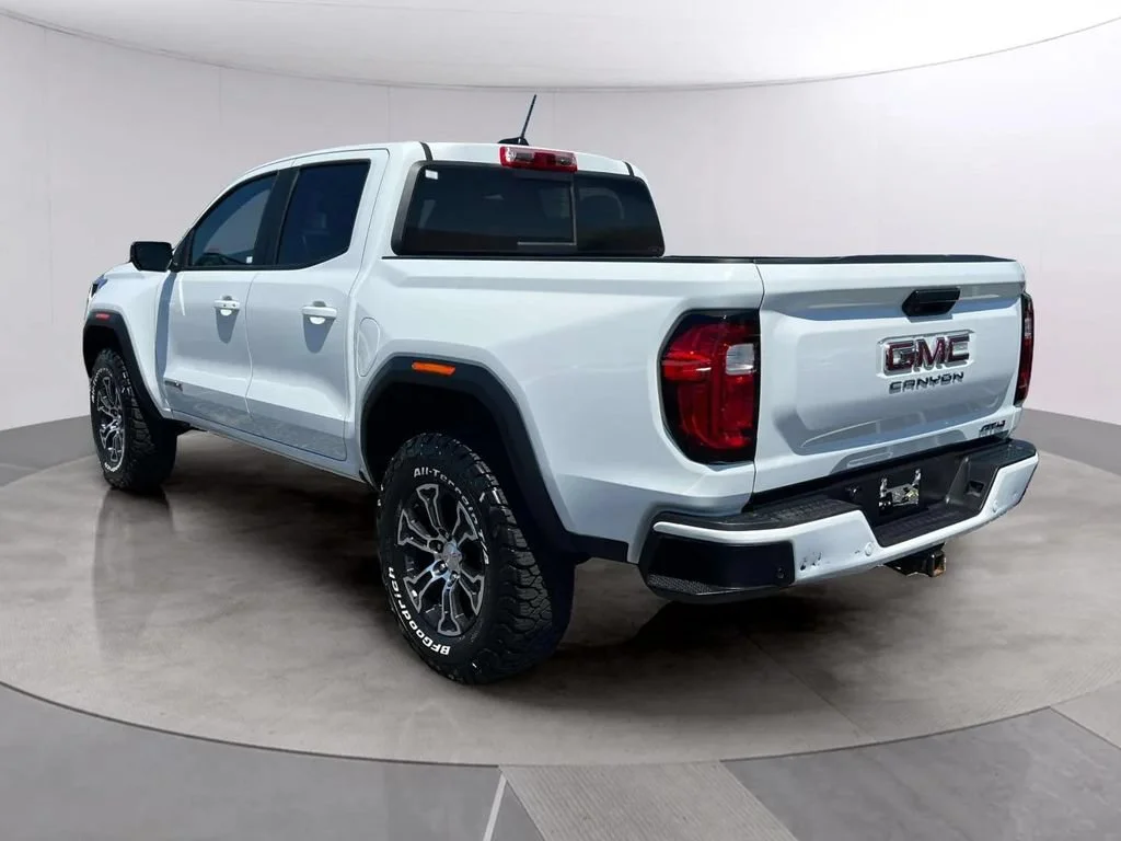Used 2024 Summit White GMC AT4 image 4