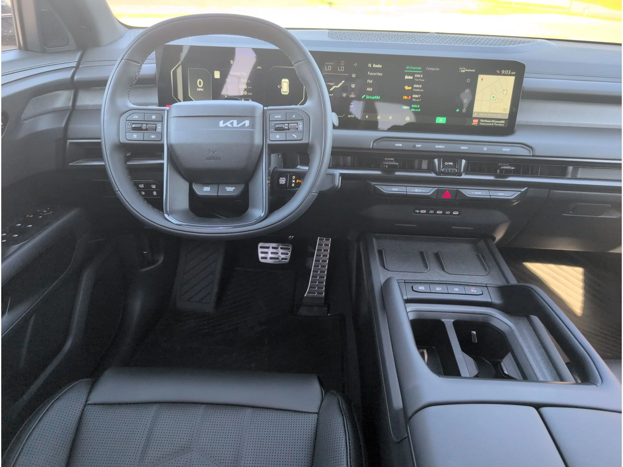 New 2027 Wolf Gray Kia X-LINE SX image 35