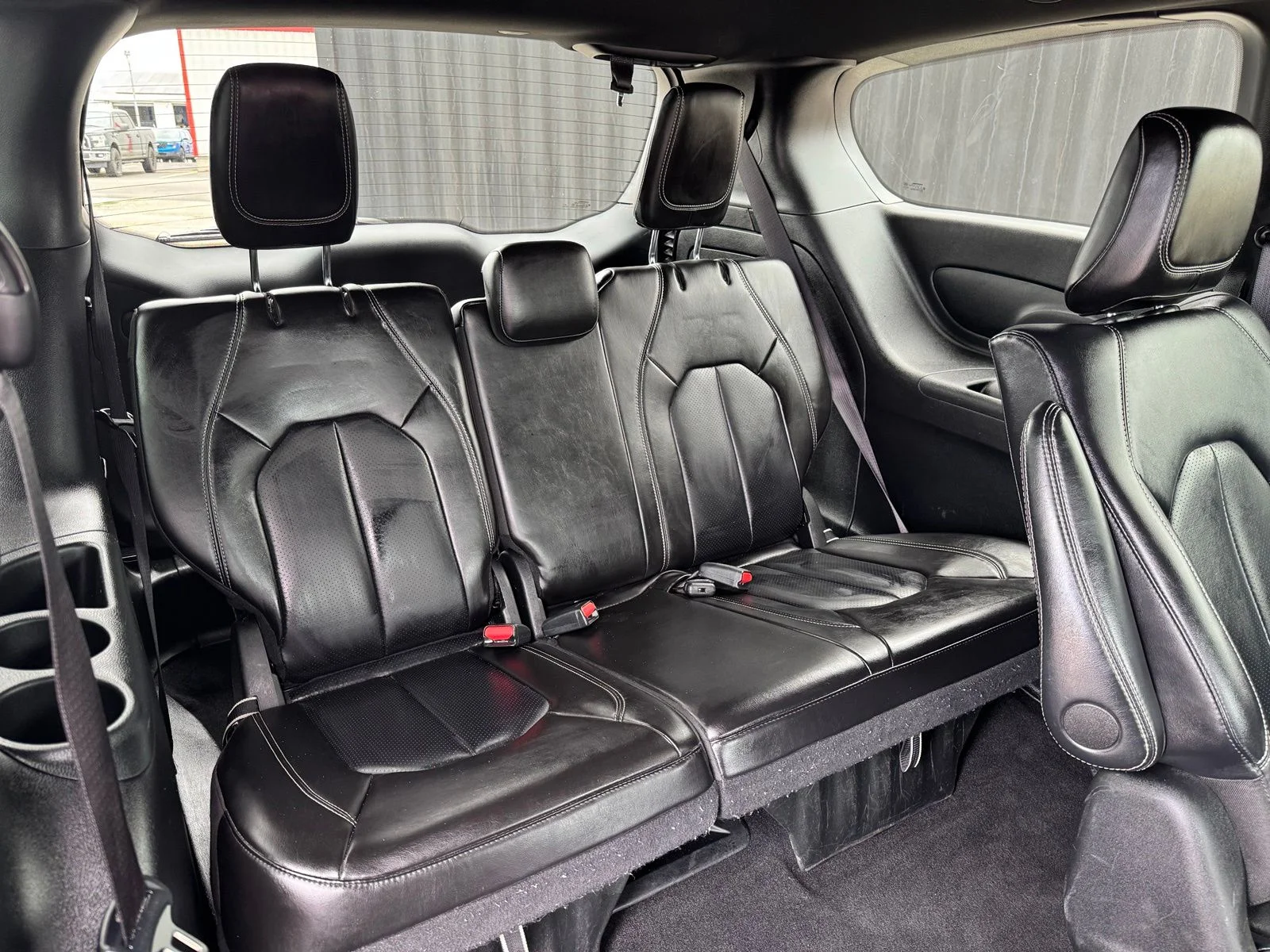 Used 2024 White Chrysler Select S Appearance image 36