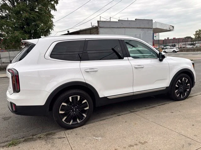 Used 2023 White Kia SX image 8