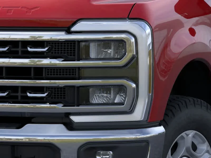 New 2026 Ruby Red Metallic Tinted Clearcoat Ford XLT image 18