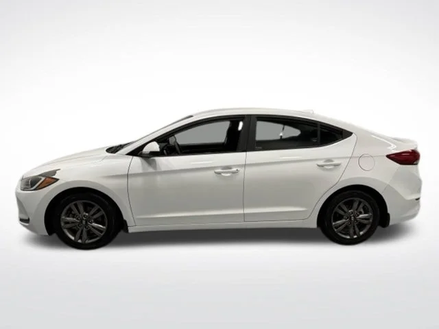 Used 2018 White Hyundai SEL image 6
