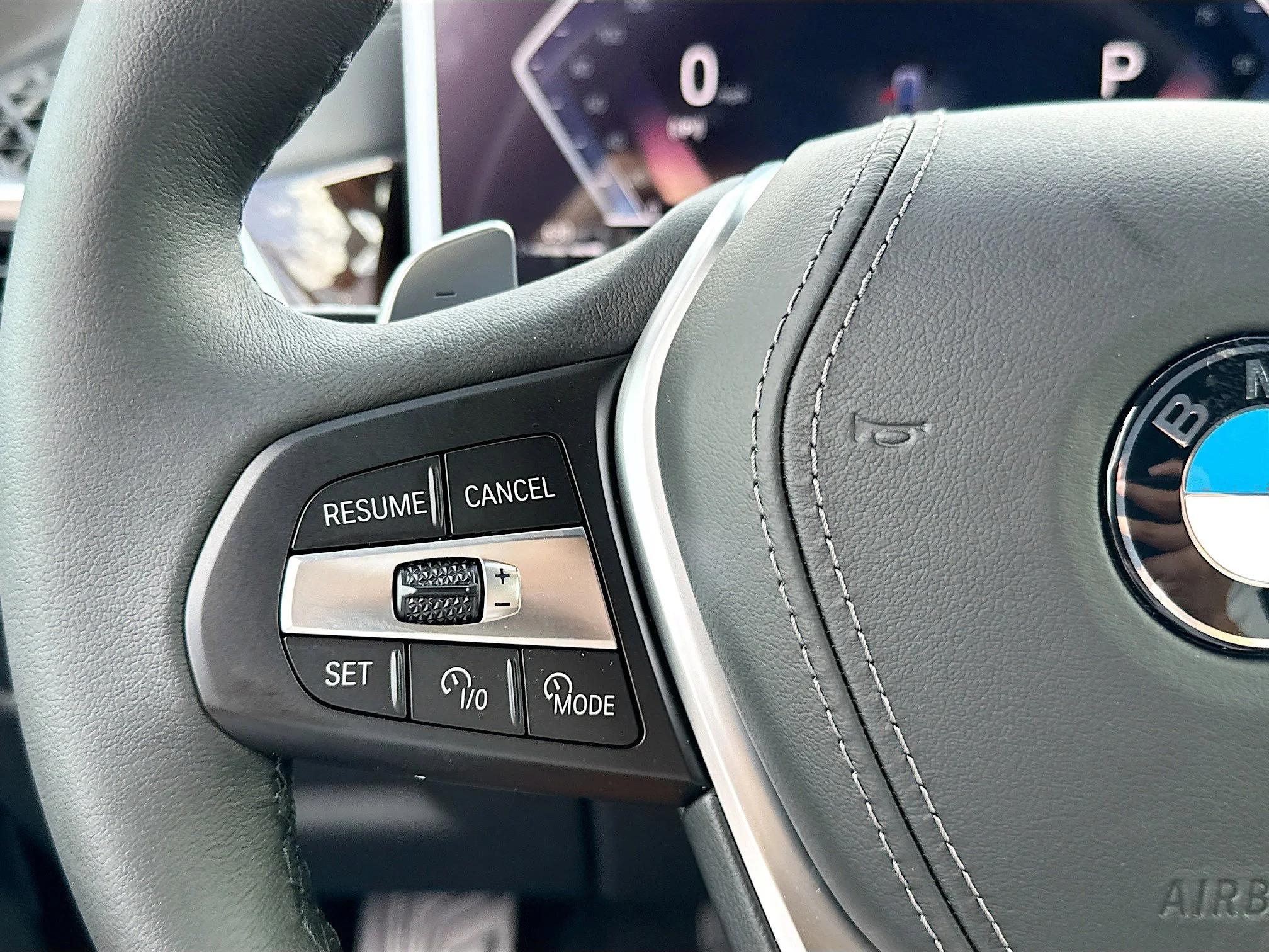 New 2026 Skyscraper Grey Metallic BMW sDrive40i image 38