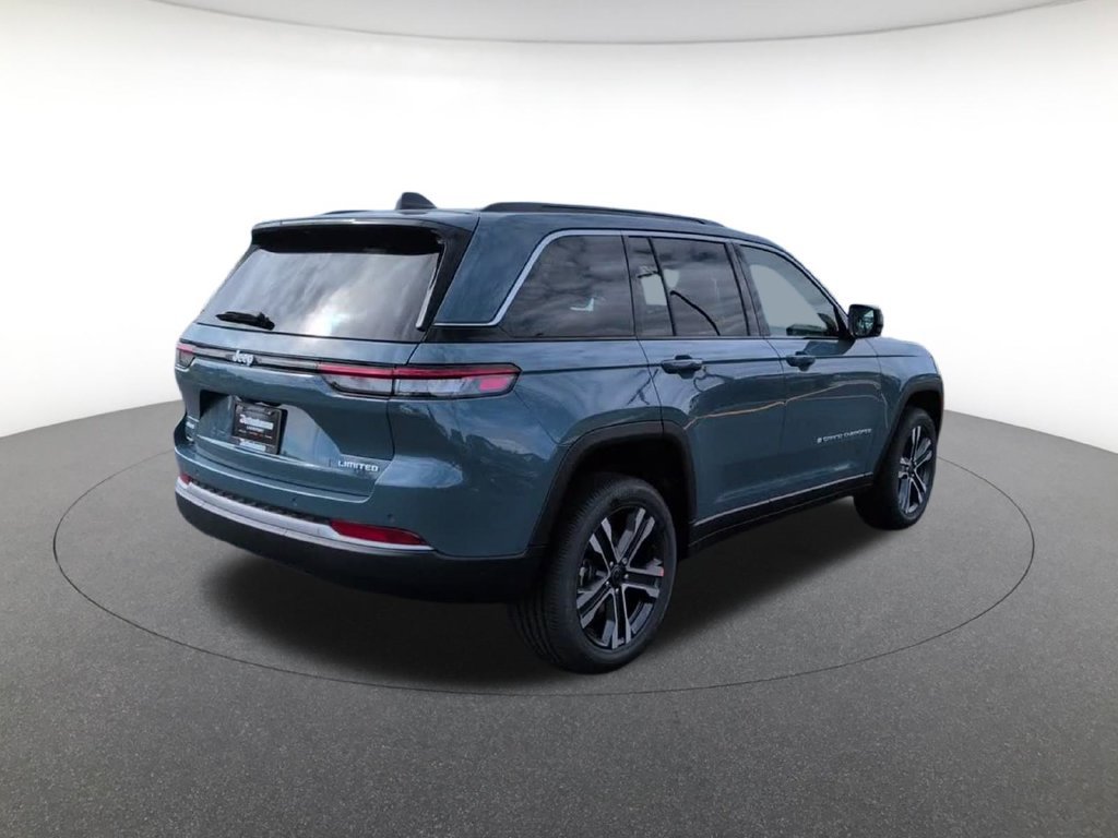New 2027 Steel Blue Paint Jeep  image 6