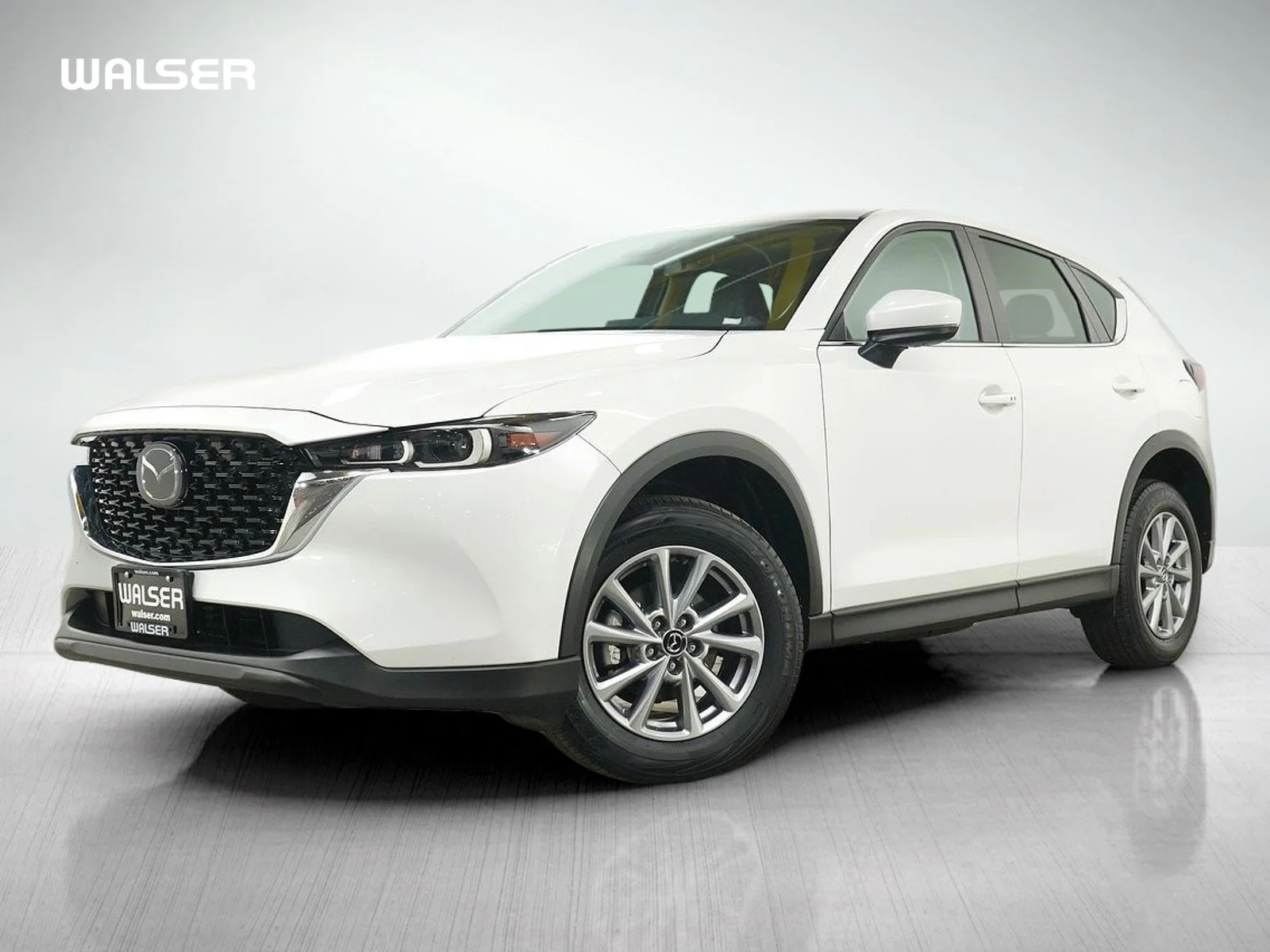 2023 Mazda CX-5 S Preferred package Auto AWD's photo