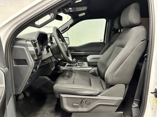 Used 2023 White Ford XLT image 17