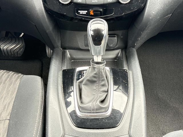 Used 2018 White Nissan SV image 20