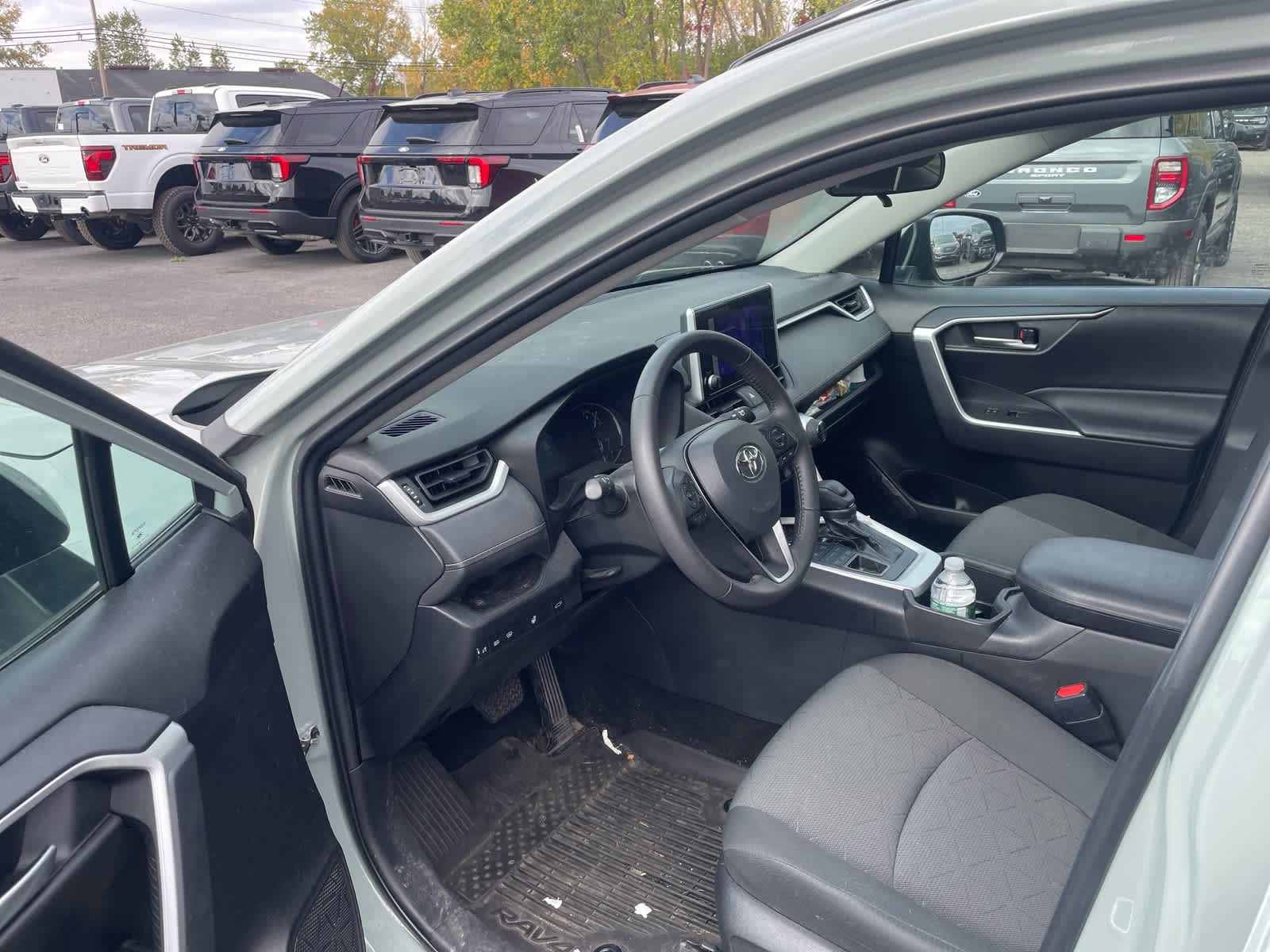 Used 2023 Lunar Rock Toyota XLE image 5