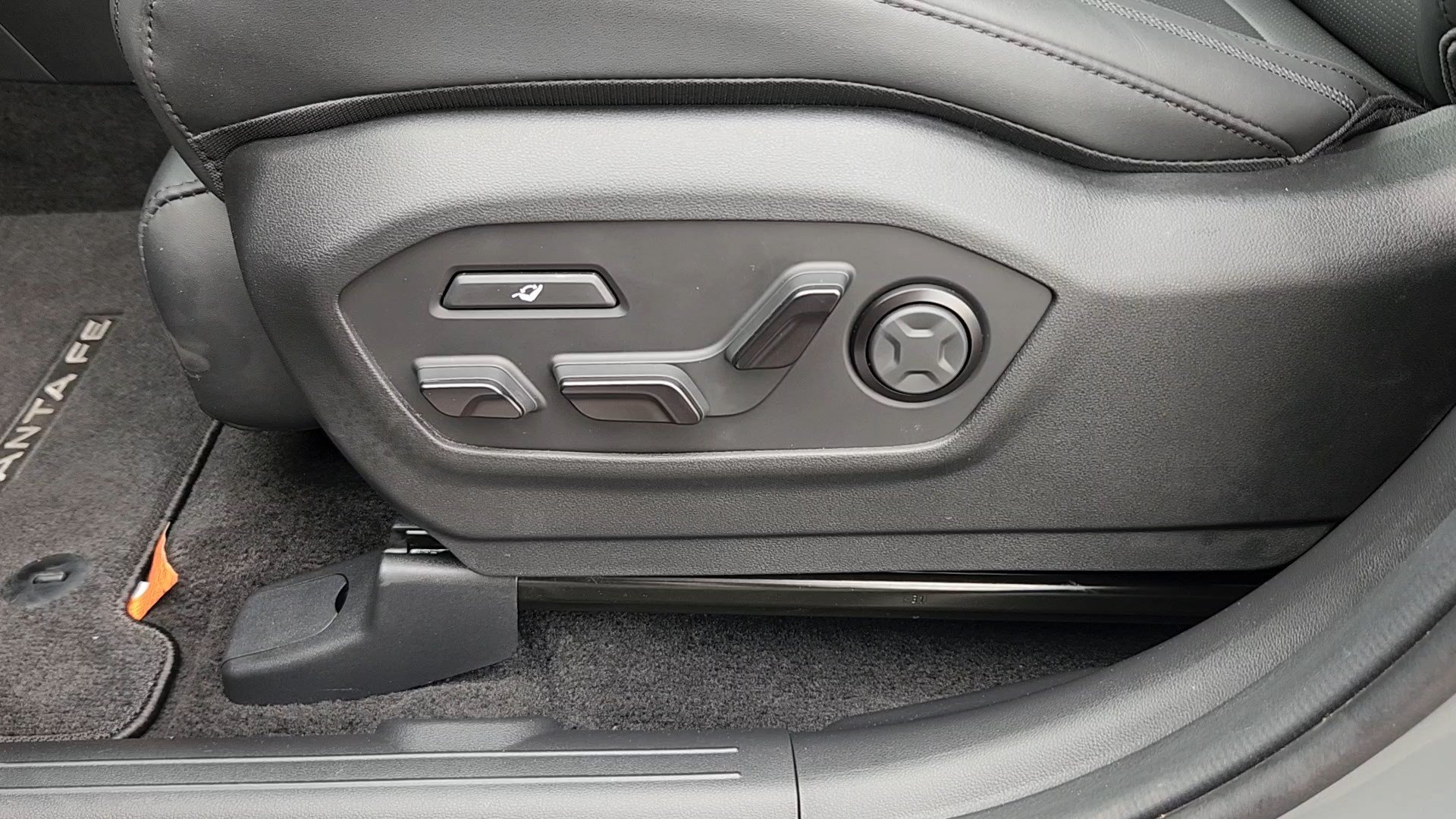 2026 Hyundai Santa Fe Calligraphy - Photo 8