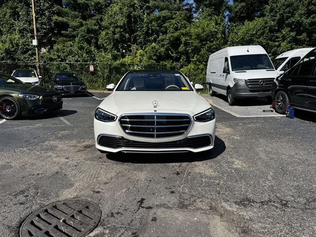 Certified Used 2023 White Mercedes-Benz S 580 image 2