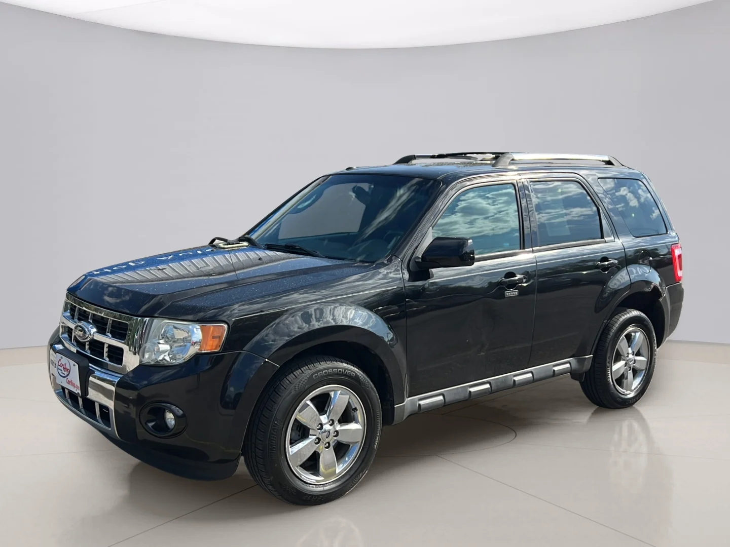 Used 2011 Black Ford LIMITED image 2