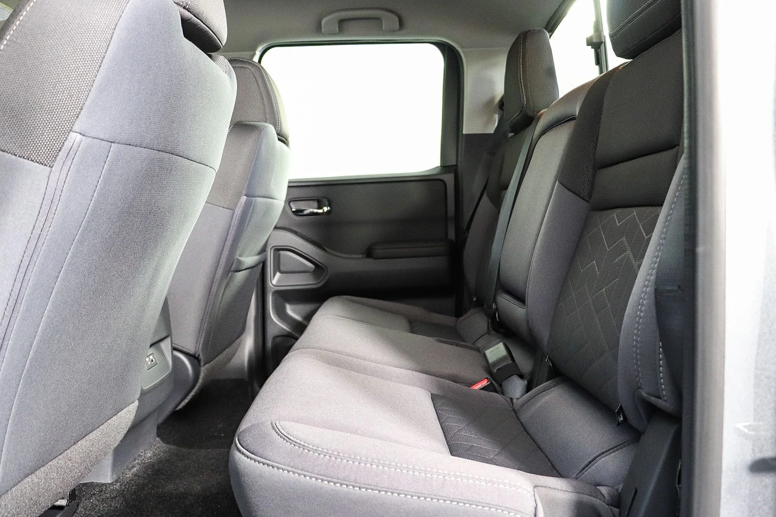 New 2026 Gun Metallic Nissan Crew Cab SV image 21