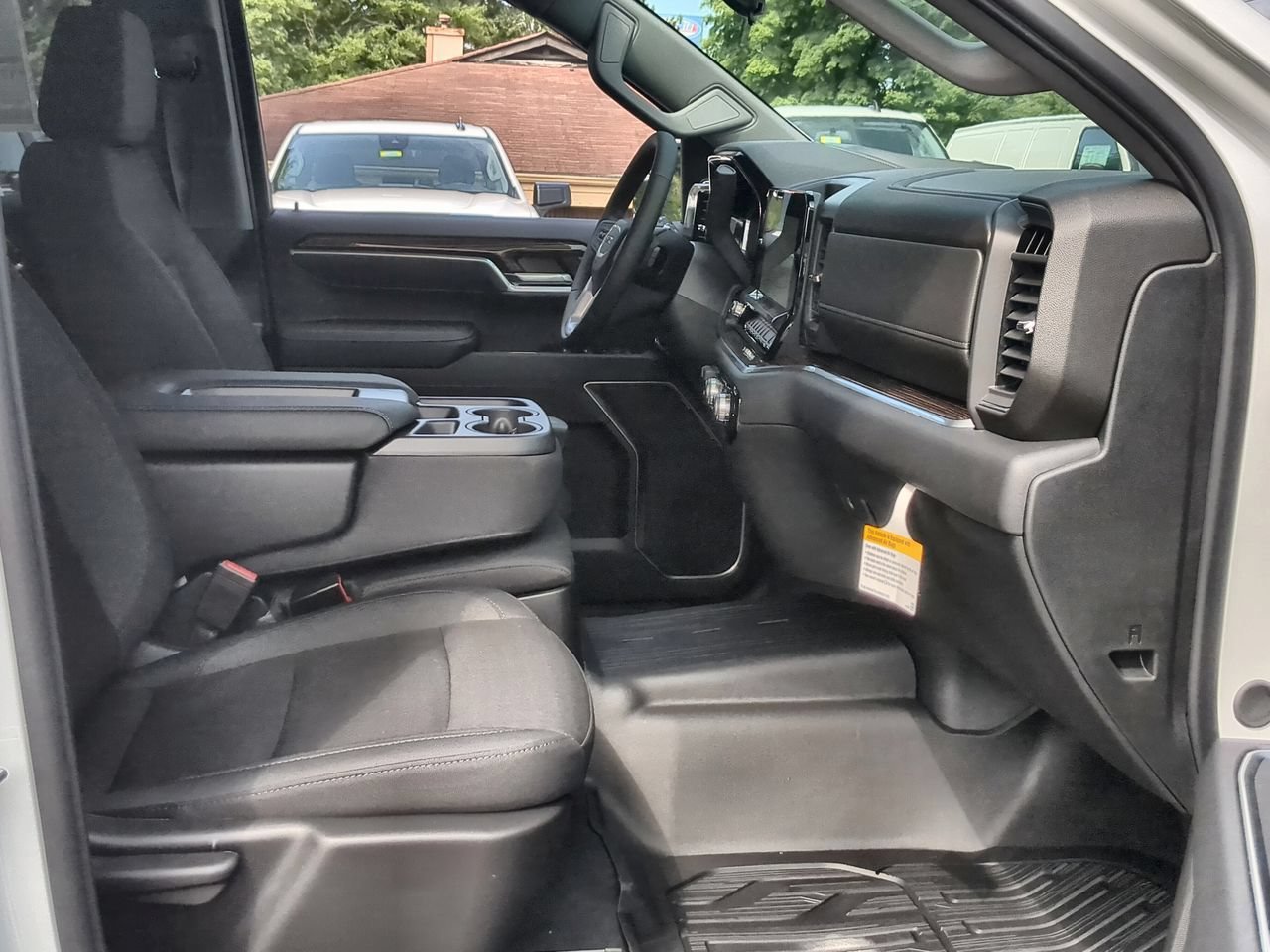 New 2026 Summit White GMC Elevation image 27
