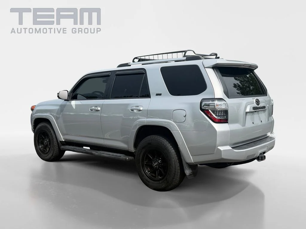 Used 2022 Silver Toyota SR5 Premium image 5
