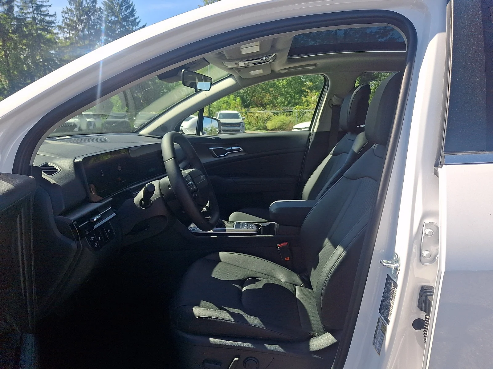 New 2027 White Kia EX image 13