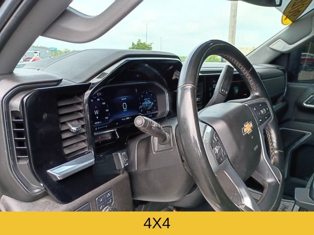 Used 2025 Black Chevrolet LT image 11