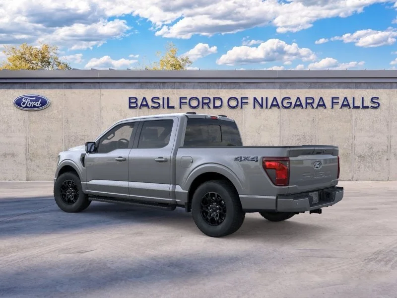 New 2026 Carbonized Gray Metallic Ford XLT image 4