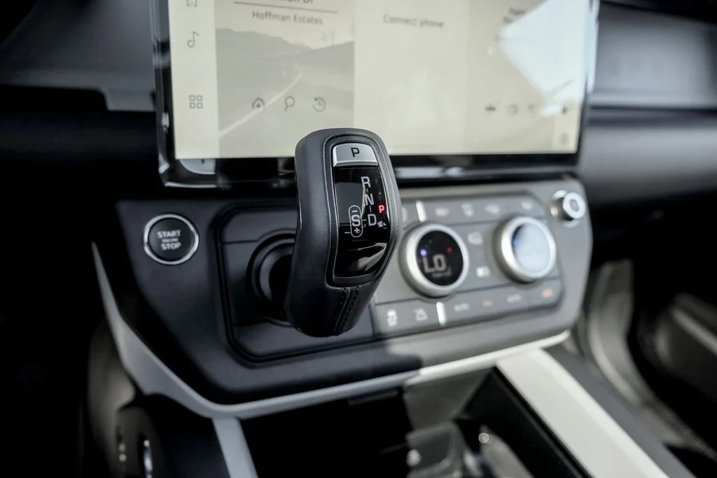New 2026 Tasman Blue Land Rover S image 15